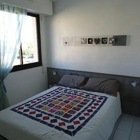 2 Pièces Avec Terrasse Et Parking, 150m - Argelès-sur-mer - Fr-1-388-79